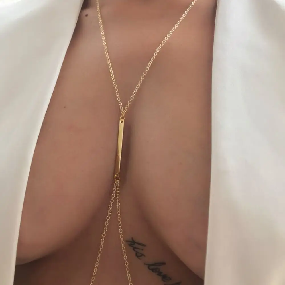 Sexy Metal Chest Chain Harness - Body Jewelry Retainers recension och pris
